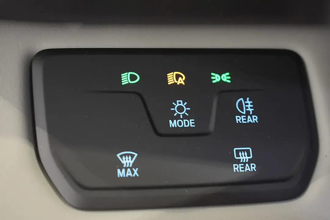 Ford Explorer Select - Thumbnail 14