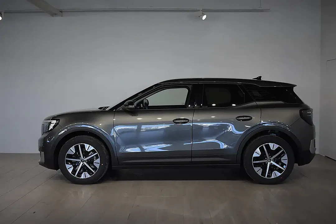 Ford Explorer Select - Thumbnail 4