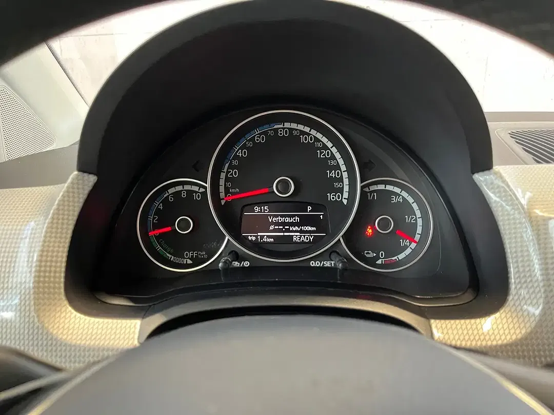 Volkswagen e-up! Style Plus - Thumbnail 11