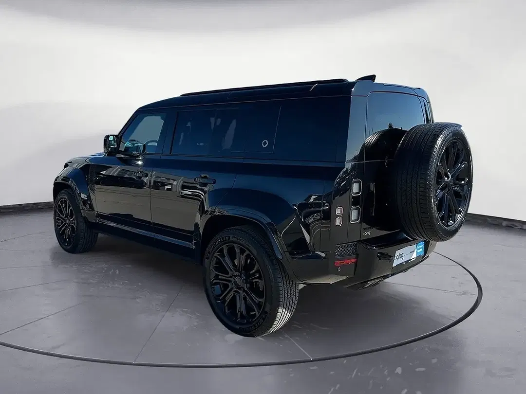 Land Rover Defender P635 OCTA Black Edition 110 - foto 2