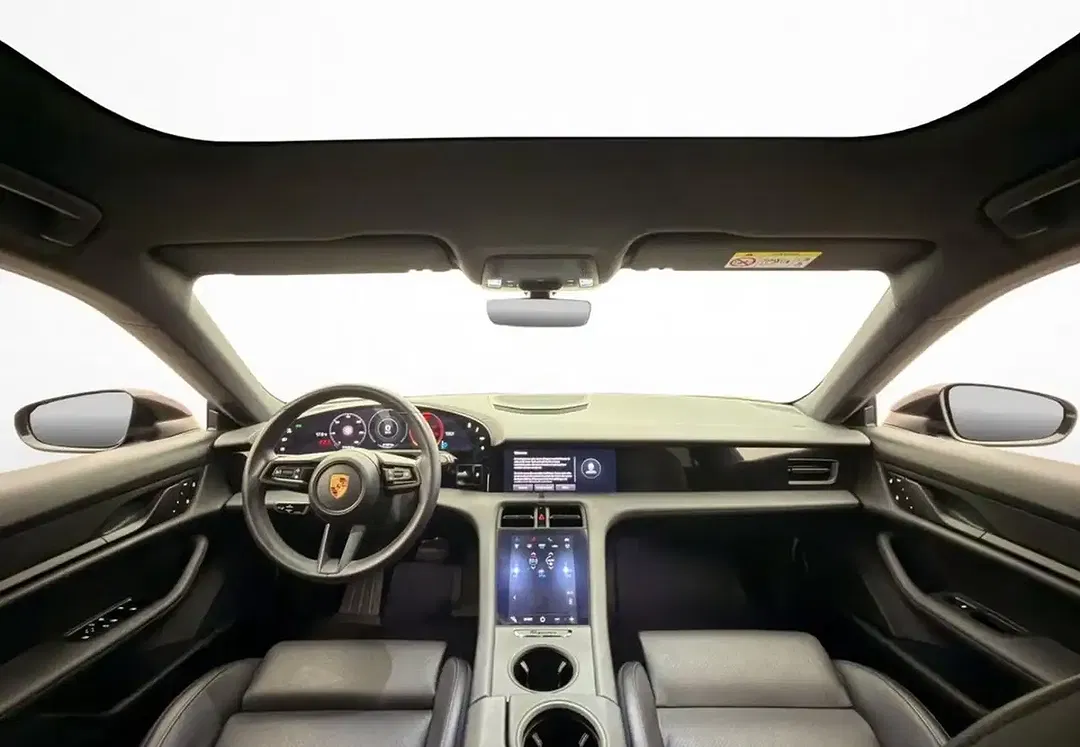 Porsche Taycan 4 Cross Turismo Plus - Thumbnail 14