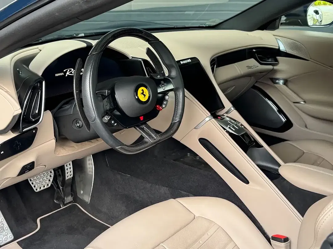 Ferrari Roma Spider - Thumbnail 10