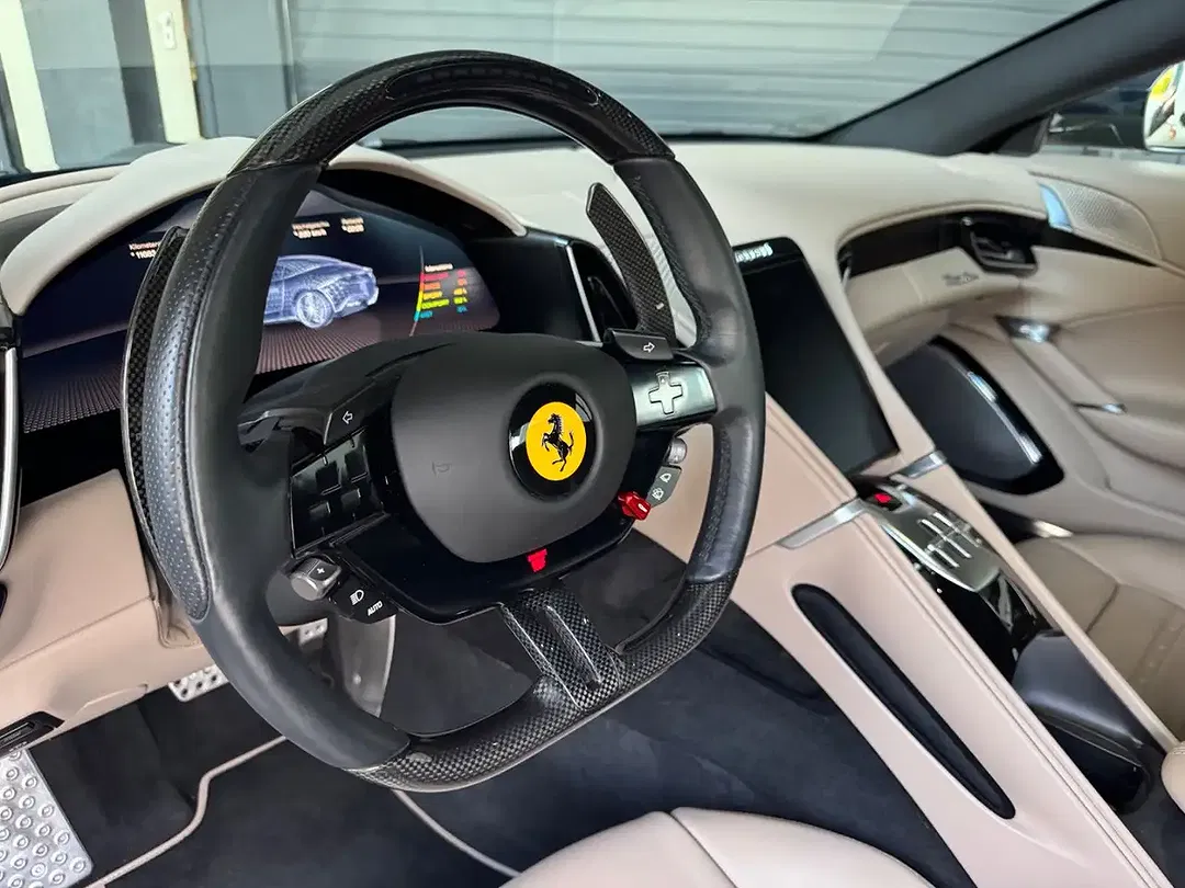Ferrari Roma Spider - Thumbnail 14