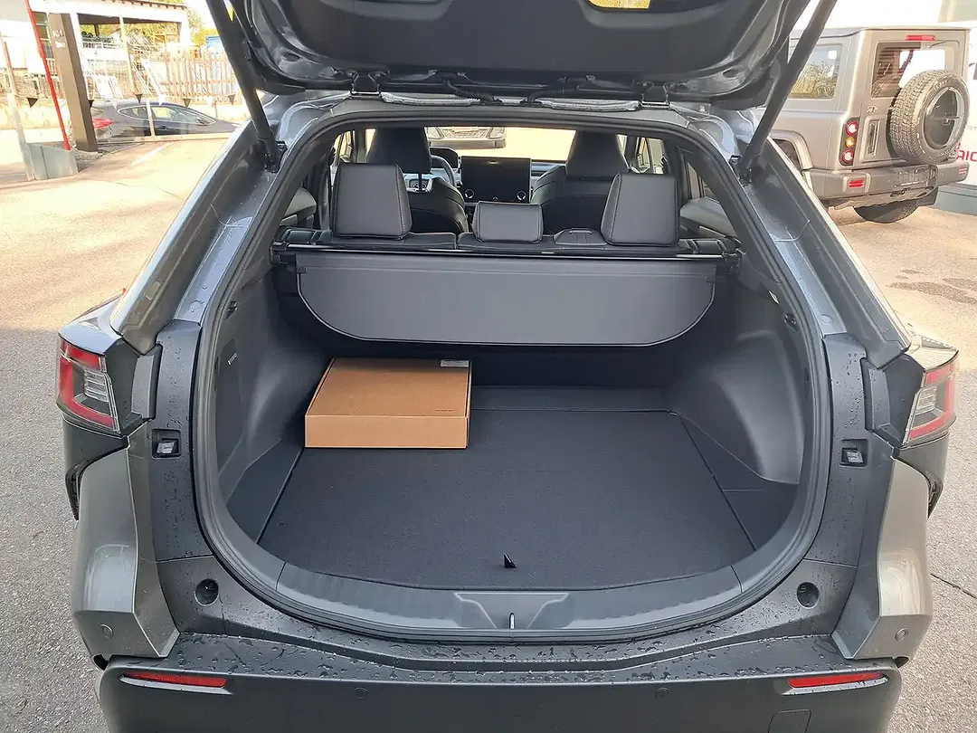 Subaru Solterra AWD Comfort - Thumbnail 6