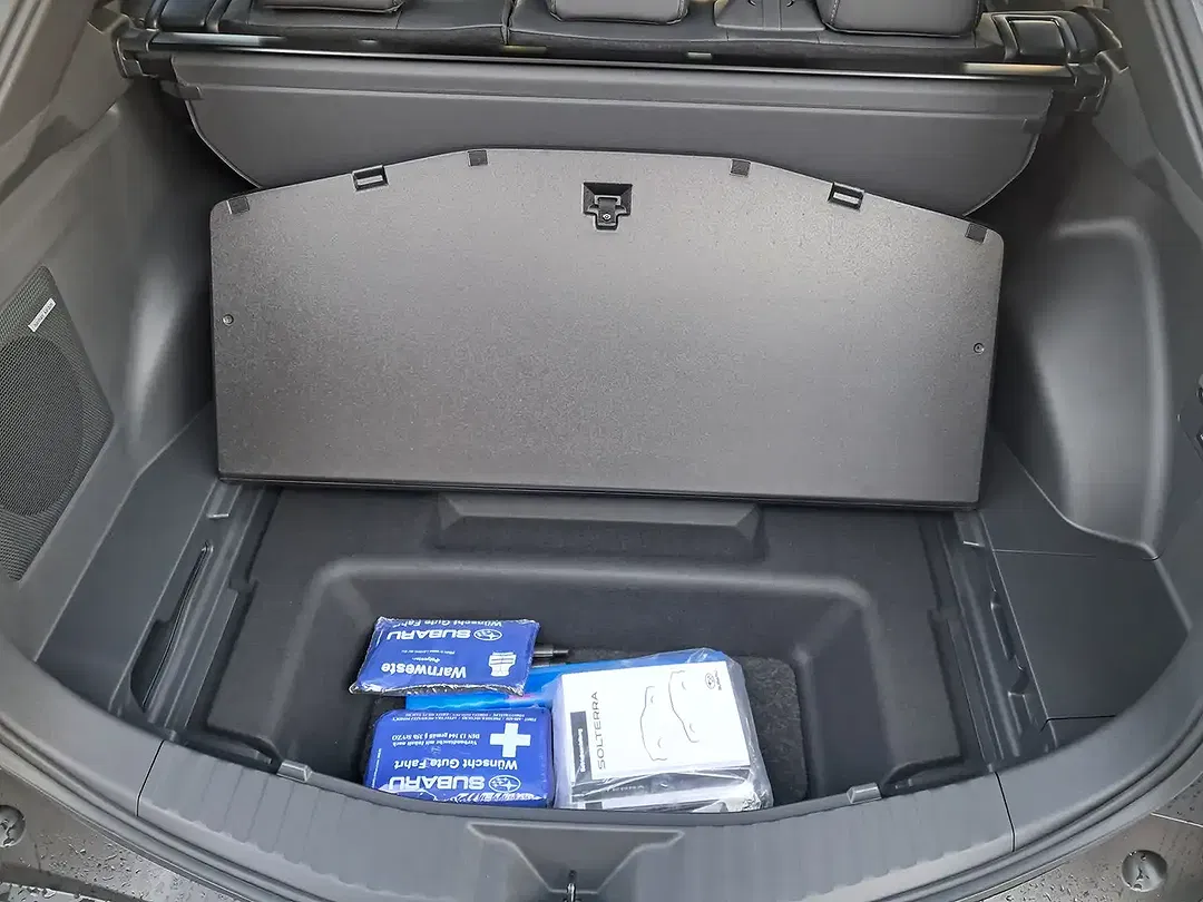 Subaru Solterra AWD Comfort - Thumbnail 7