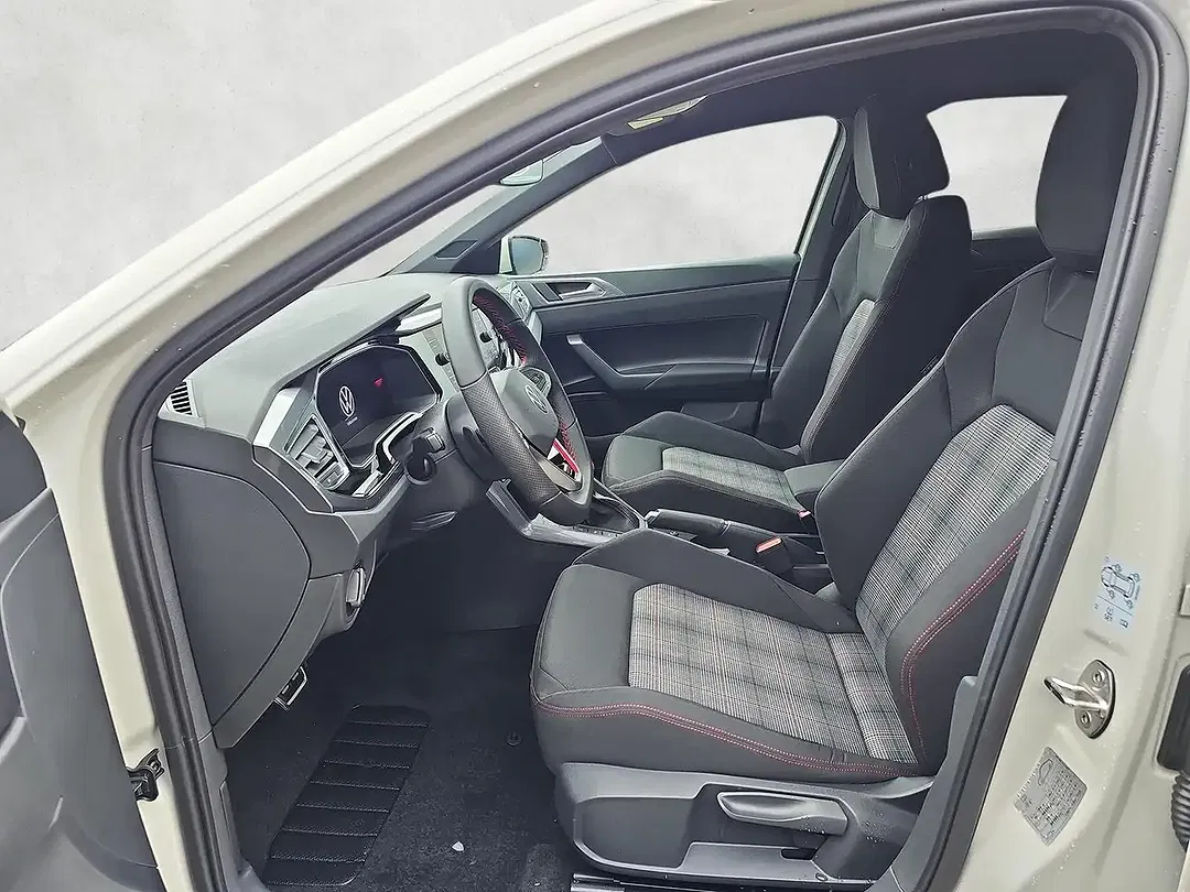 Volkswagen Polo GTI 2.0 TSI DSG - Thumbnail 9