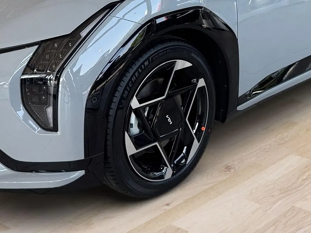 Kia EV4 GT-Line - Thumbnail 7