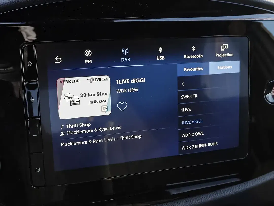 Toyota Aygo X Teamplayer - Thumbnail 11