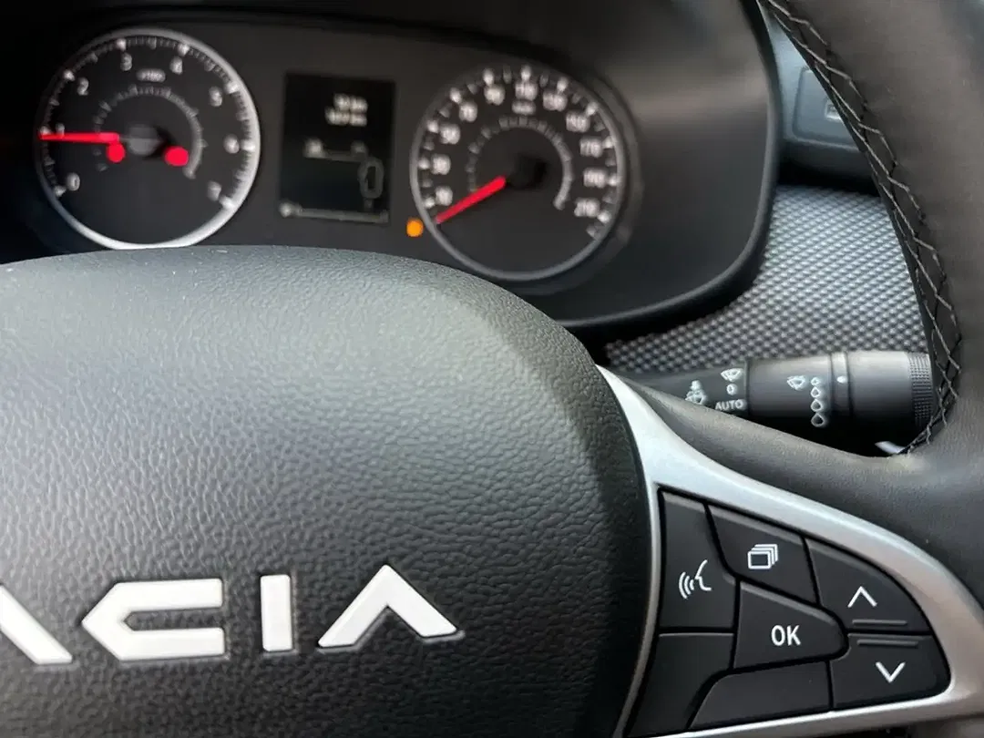 Dacia Logan TCe Expression - Thumbnail 13