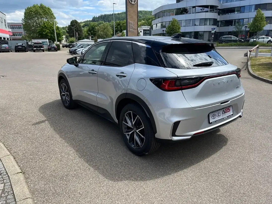Lexus LBX 1.5 Hybrid Emotion - Thumbnail 5