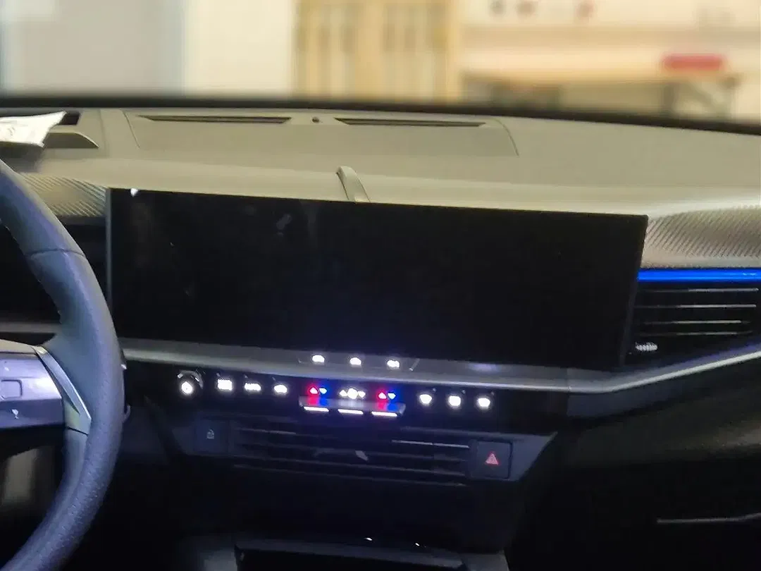 Opel Grandland X GS - Thumbnail 9
