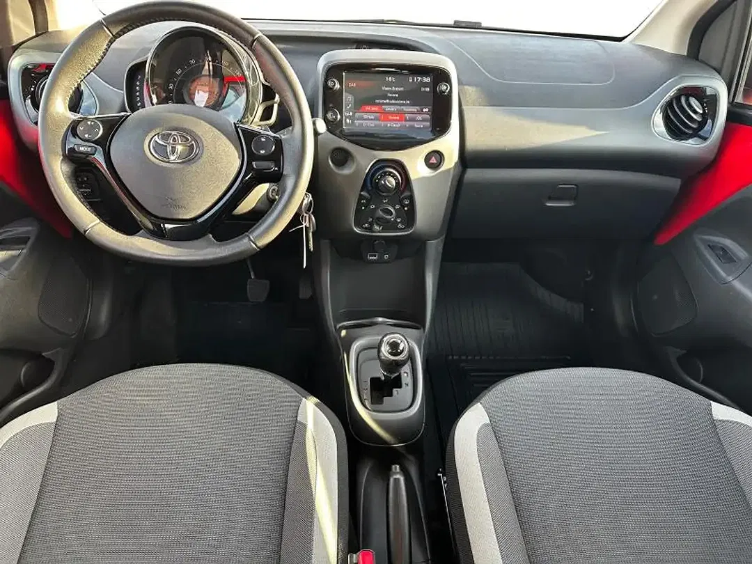Toyota Aygo - Thumbnail 12