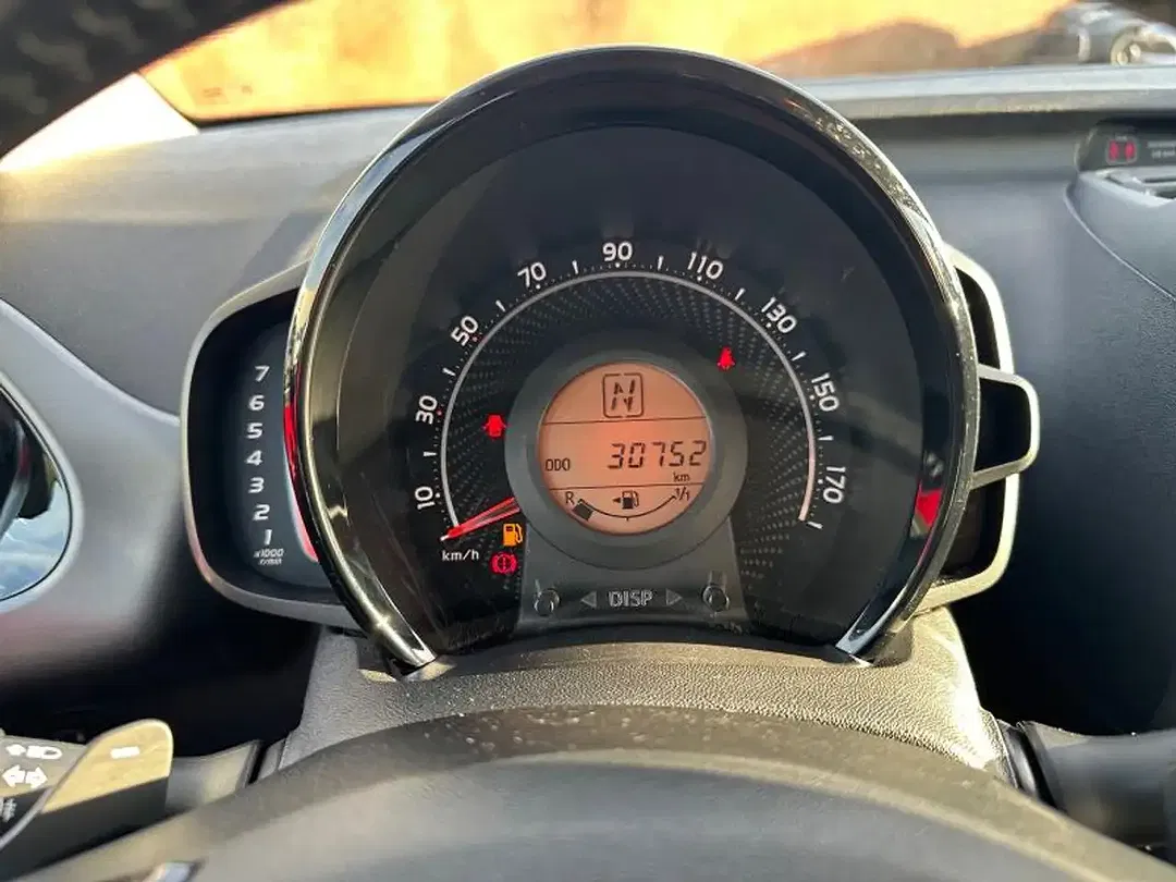 Toyota Aygo - Thumbnail 14