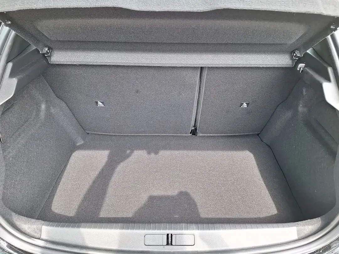 Peugeot 208 Style - Thumbnail 9