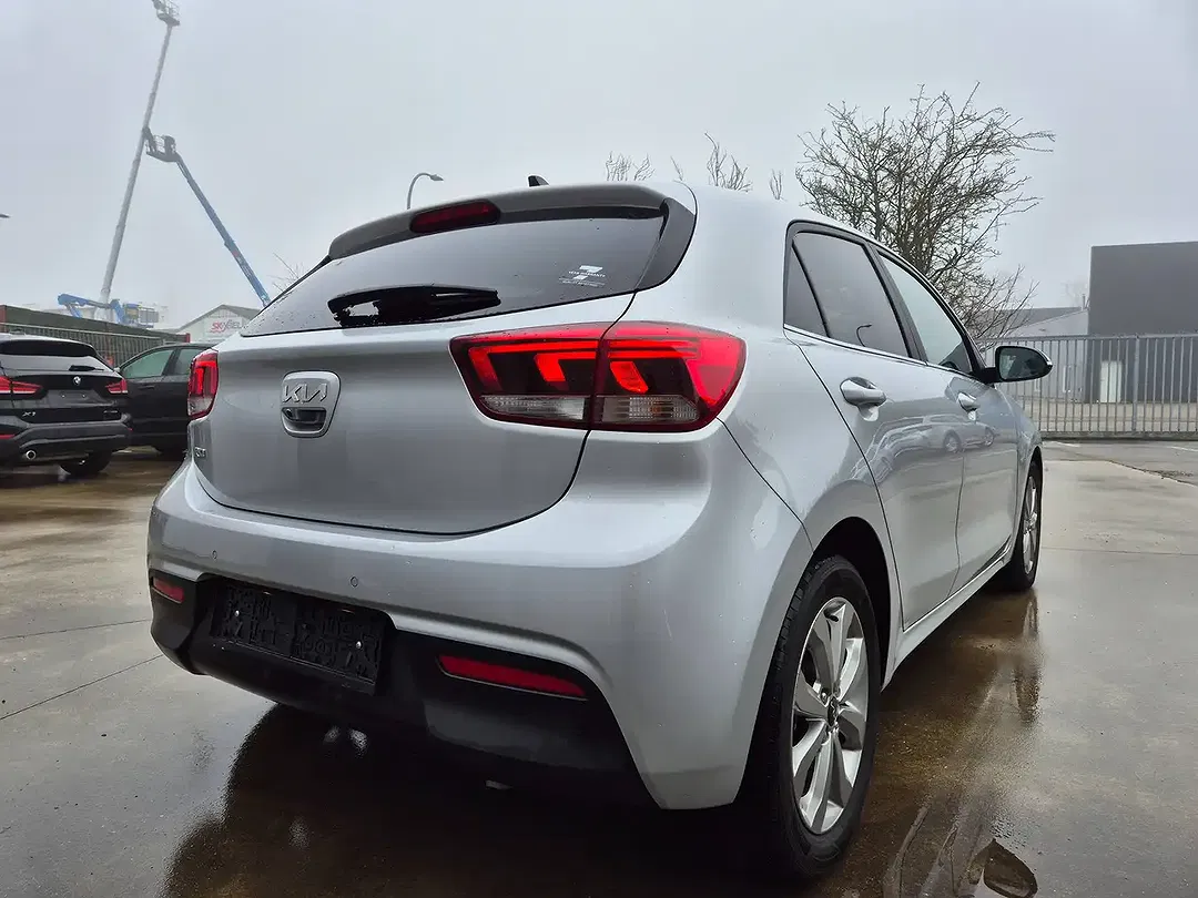 Kia Rio 1.0 - Thumbnail 12