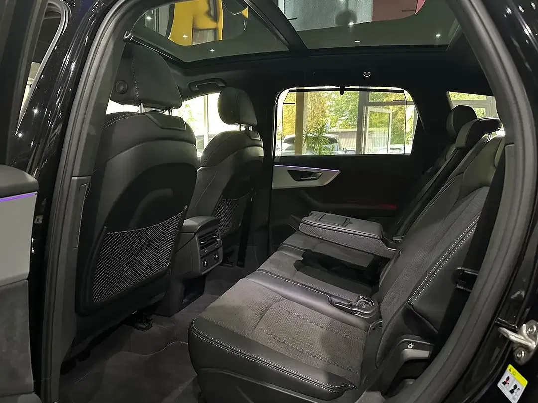 Audi SQ7 quattro - Thumbnail 13