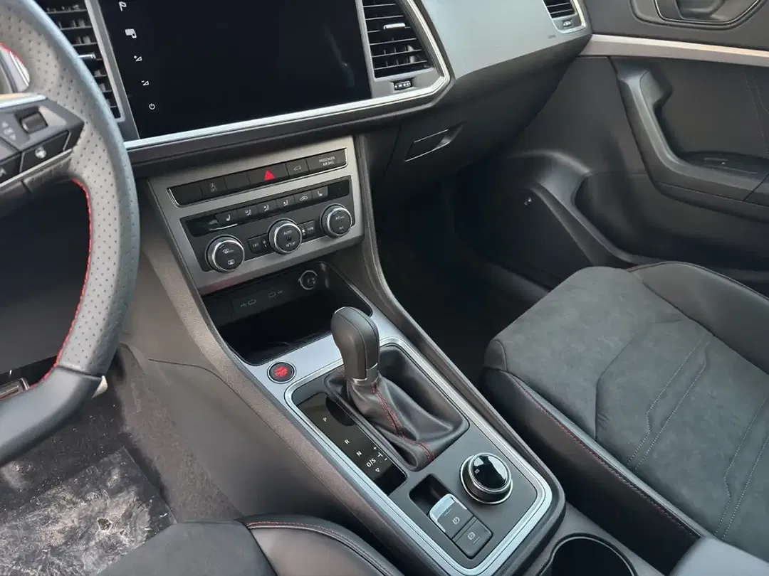 SEAT Ateca 1.5 TSI DSG FR - Thumbnail 8
