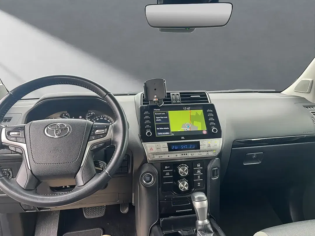 Toyota Land Cruiser 2.8 - Thumbnail 13