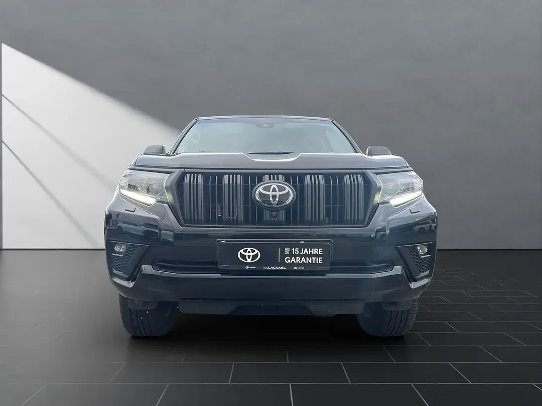 Toyota Land Cruiser 2.8 - Thumbnail 8
