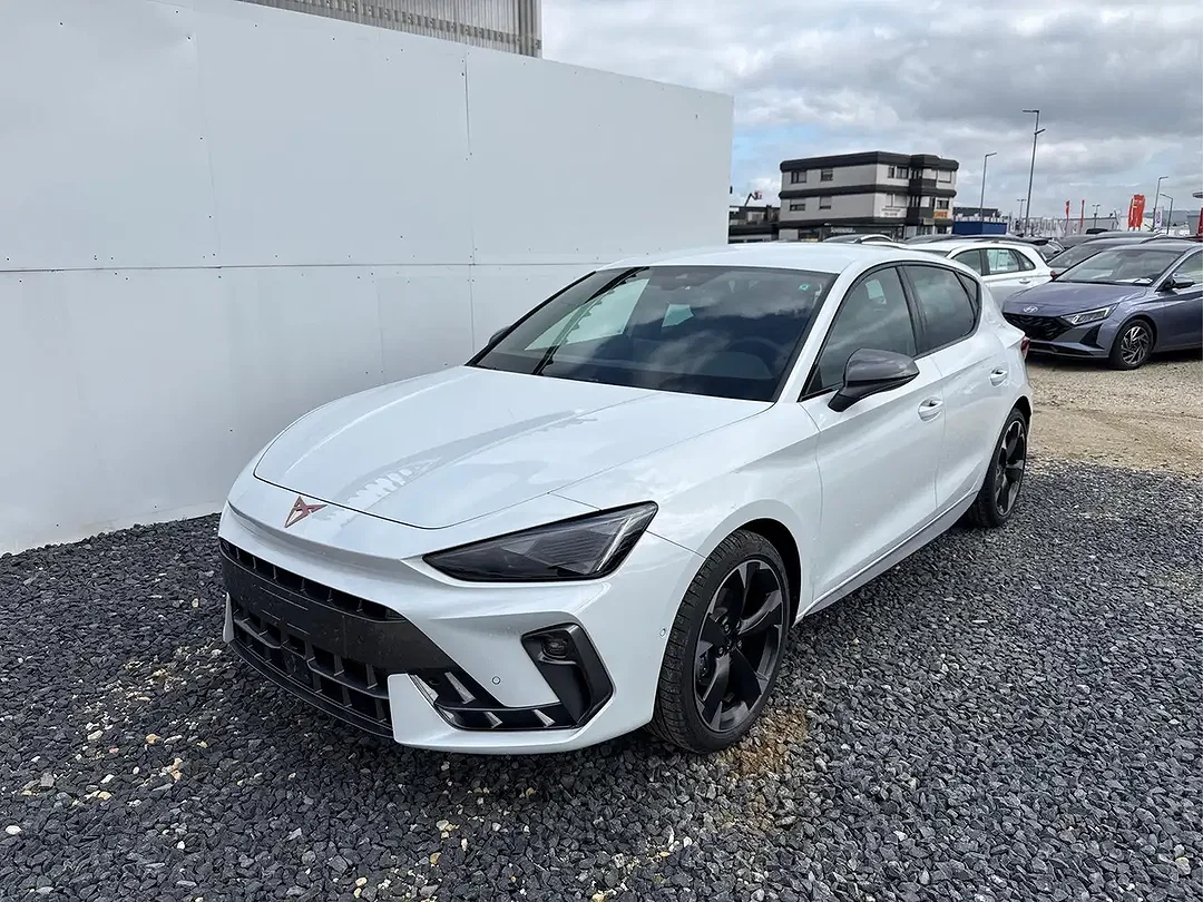 CUPRA Leon 1.5 eTSI DSG - Afbeelding 1