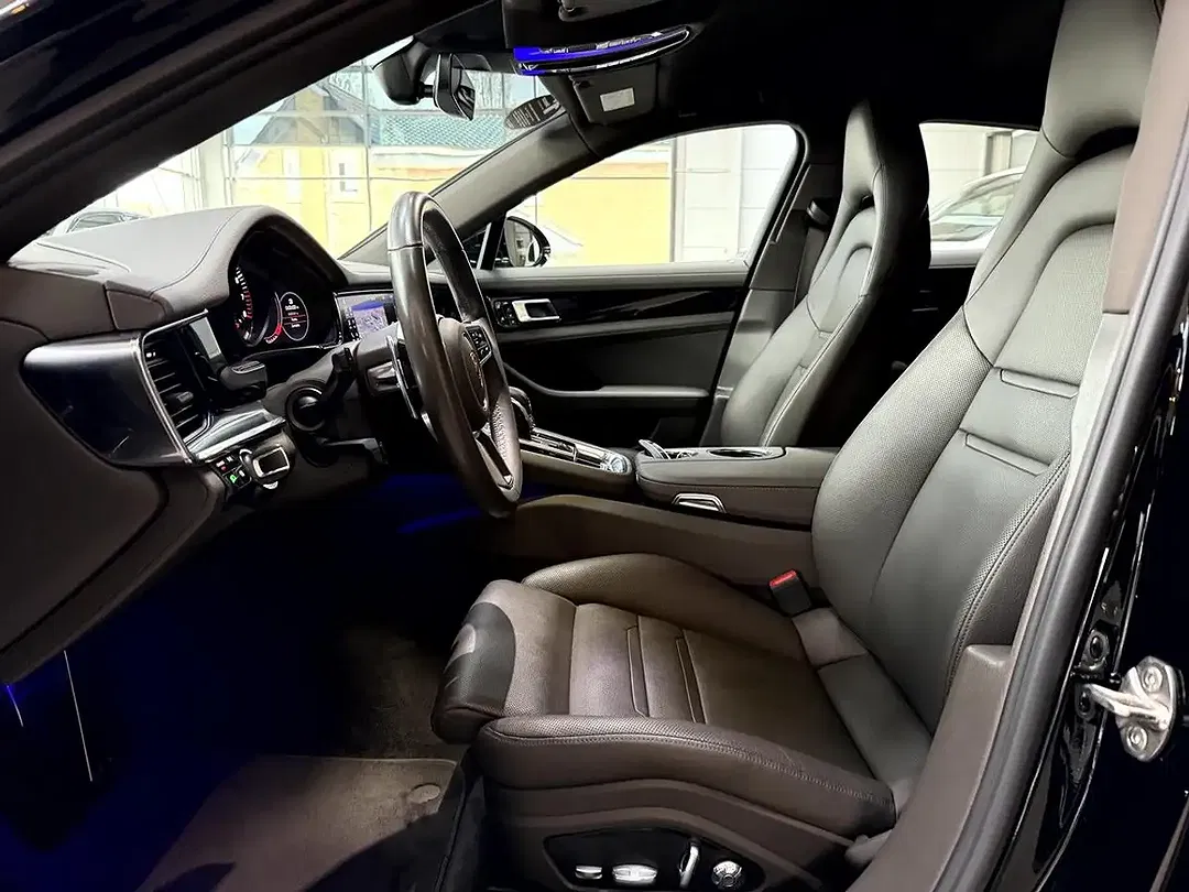 Porsche Panamera E-Hybrid 4 Sport Chrono - Thumbnail 10