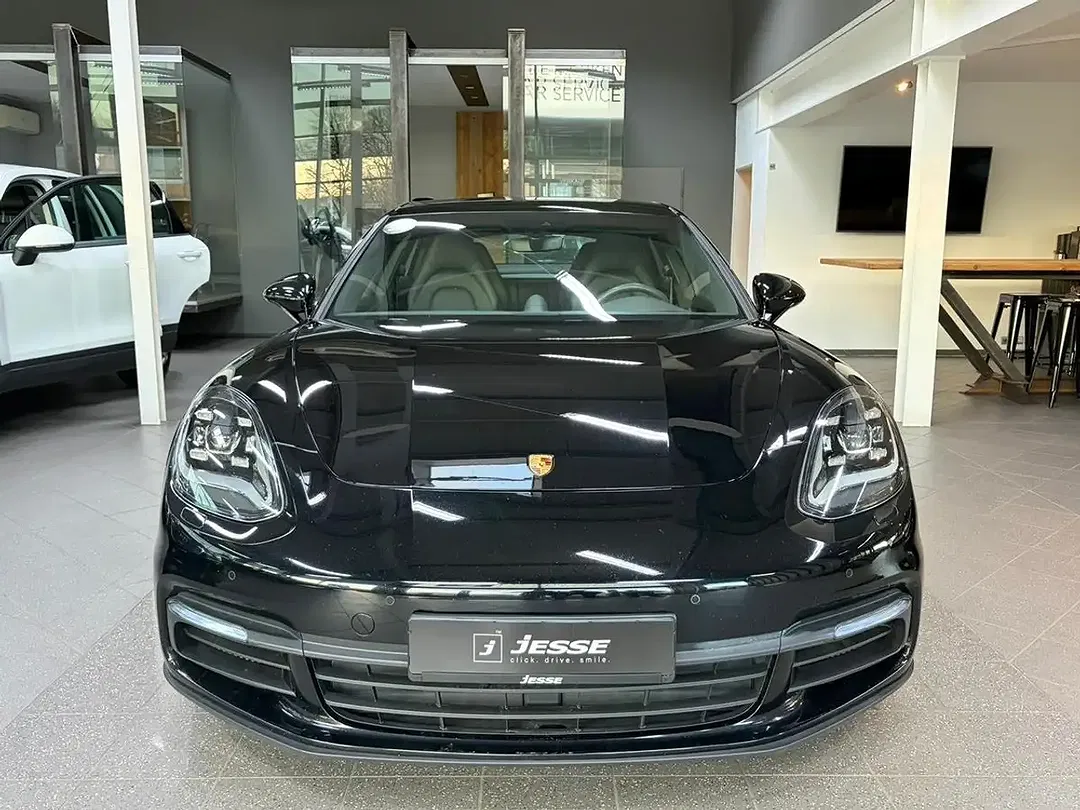 Porsche Panamera E-Hybrid 4 Sport Chrono - foto 2