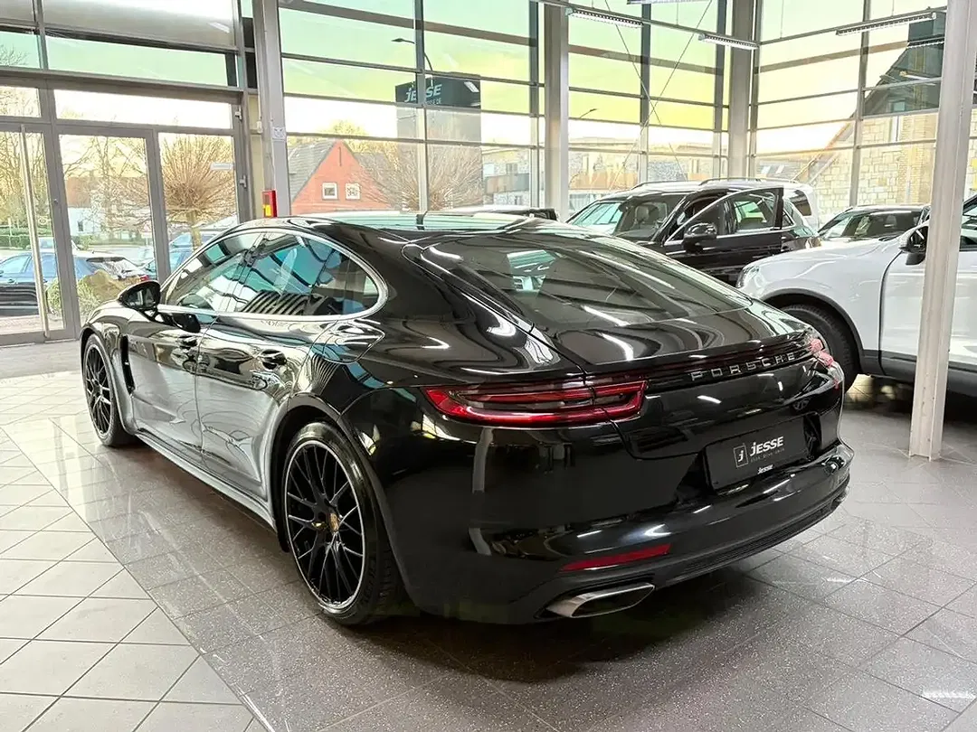 Porsche Panamera E-Hybrid 4 Sport Chrono - Thumbnail 7
