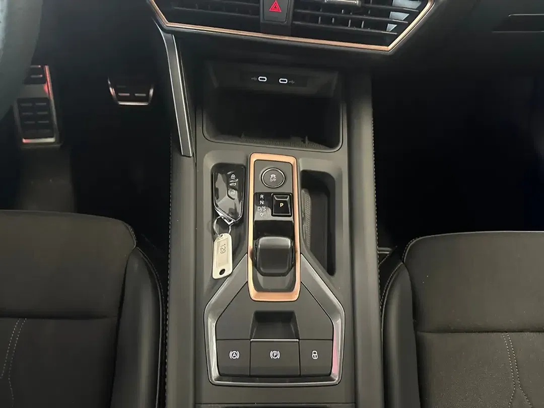 CUPRA Leon 2.0 TDI DSG Matrix LED - Thumbnail 12