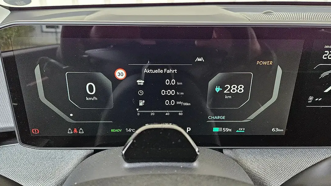 Kia EV4 Earth - Thumbnail 8