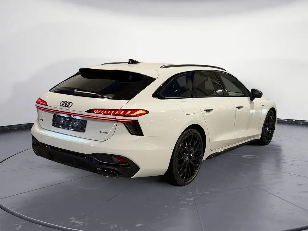 Audi A6 quattro Avant - Thumbnail 5