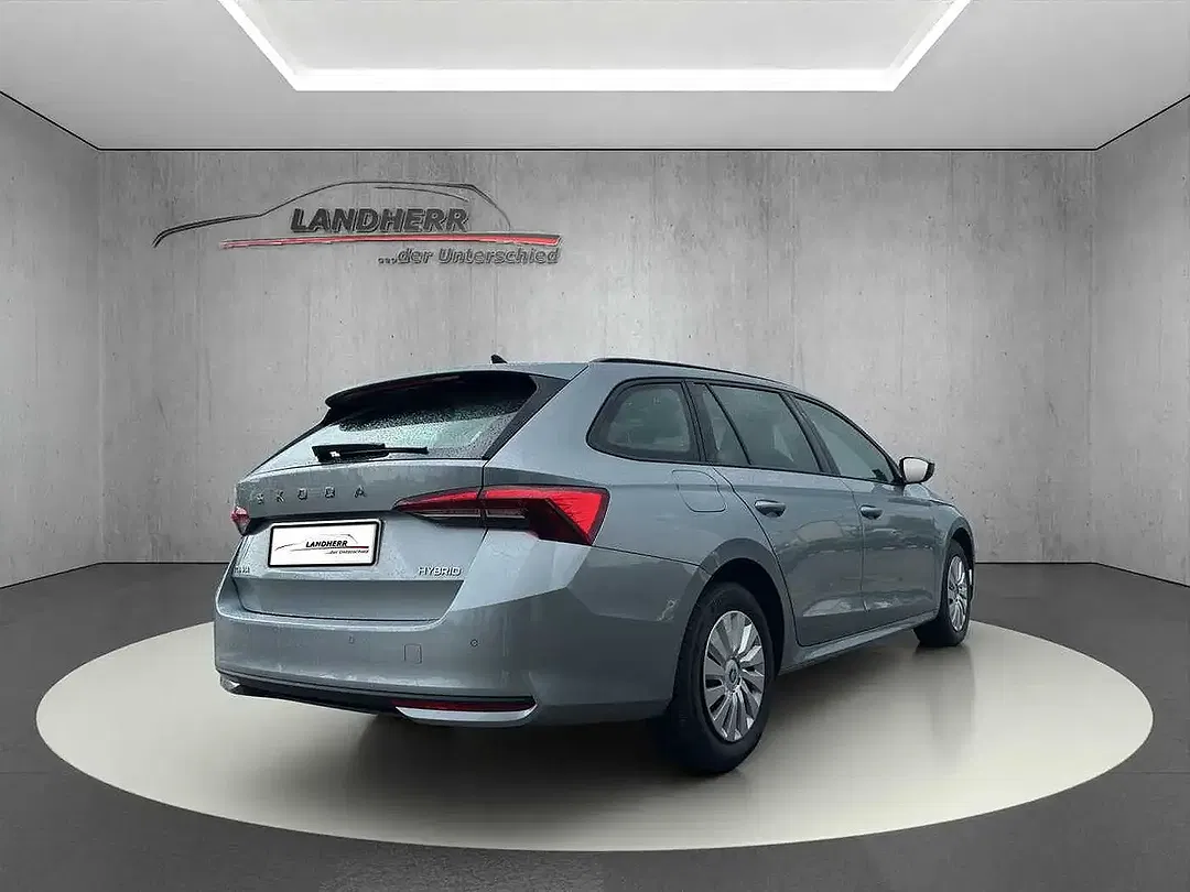 Skoda Octavia 1.5 TSI Essence - Thumbnail 3