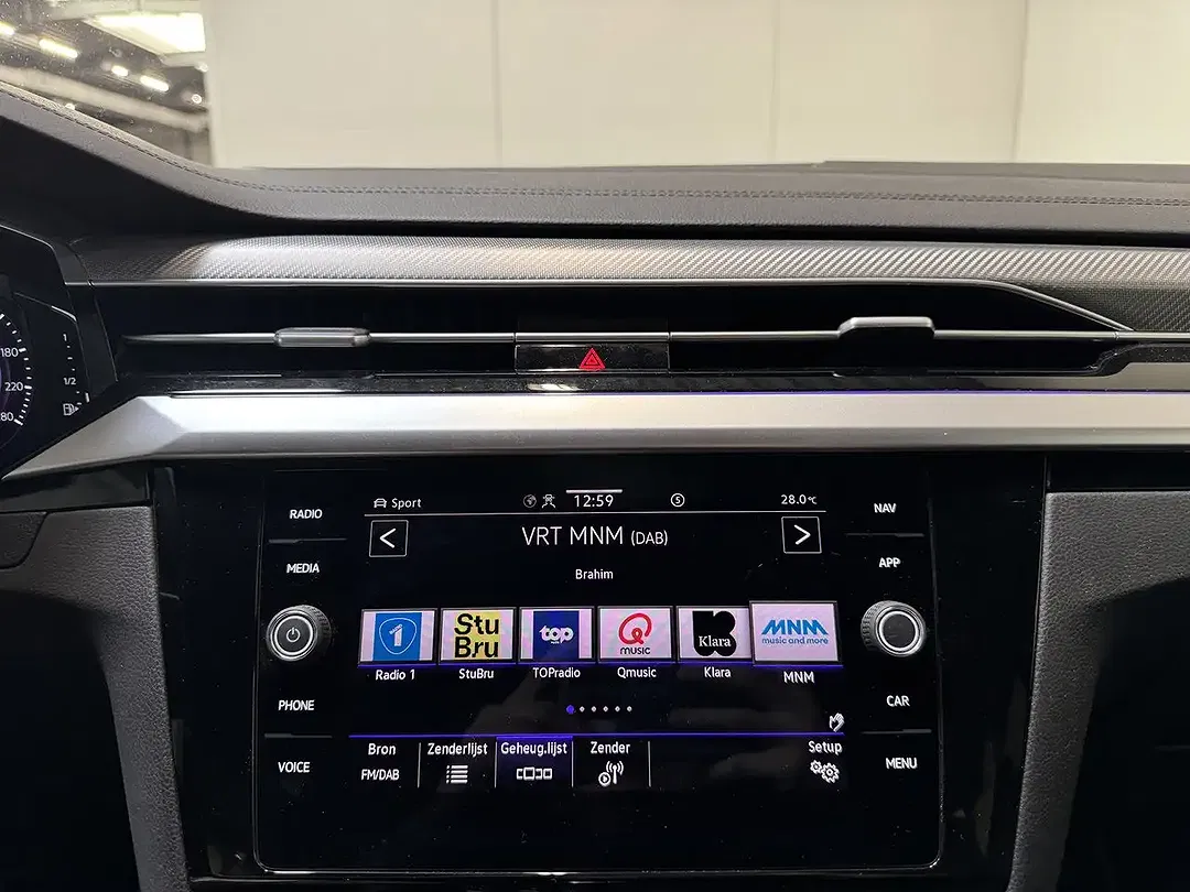 Volkswagen Arteon 1.4 PHEV Hybrid R-Line - Thumbnail 15