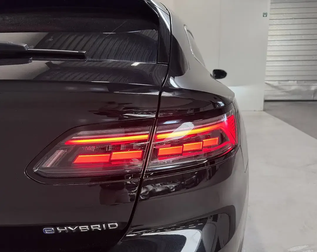 Volkswagen Arteon 1.4 PHEV Hybrid R-Line - Thumbnail 24