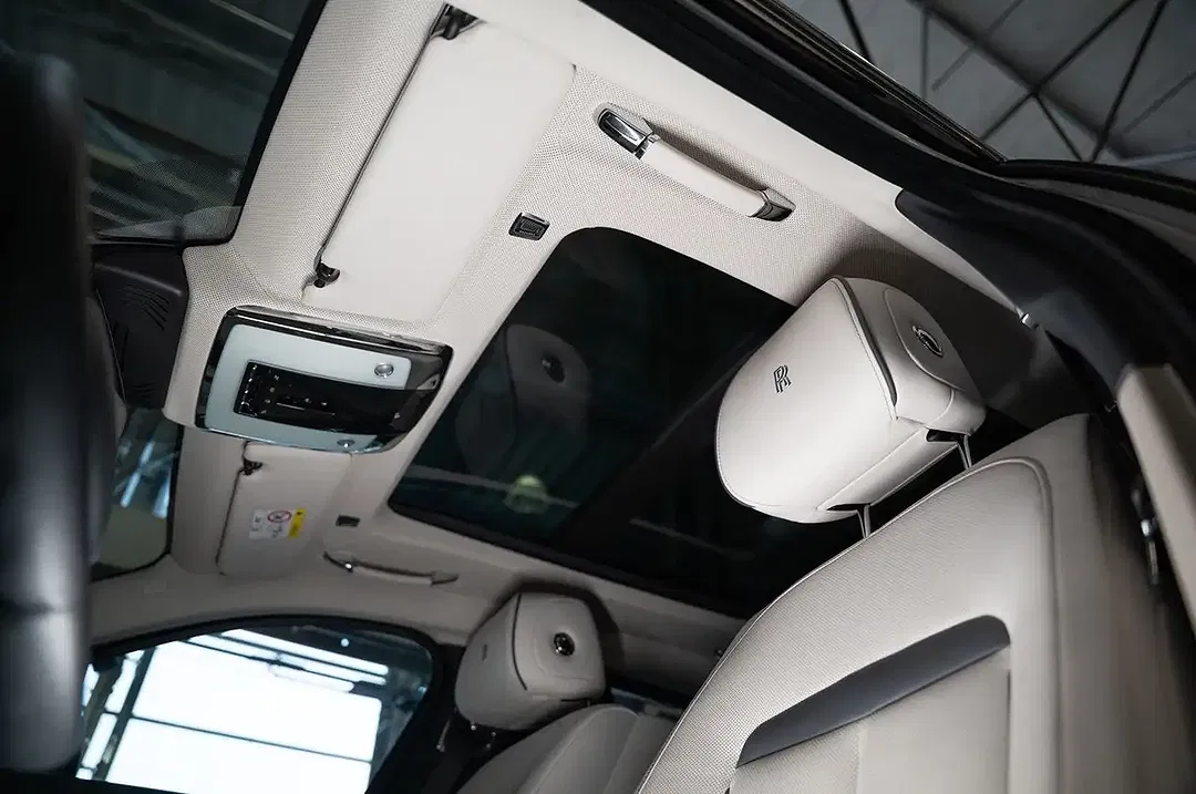 Rolls-Royce Ghost - Thumbnail 11