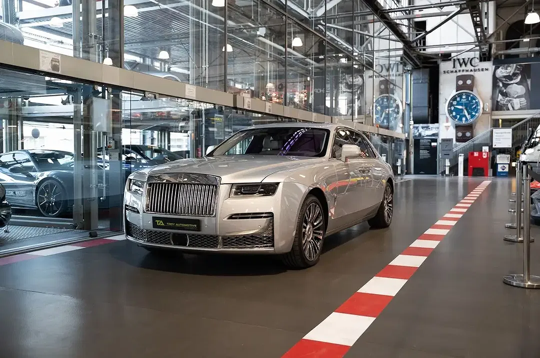 Rolls-Royce Ghost - foto 2