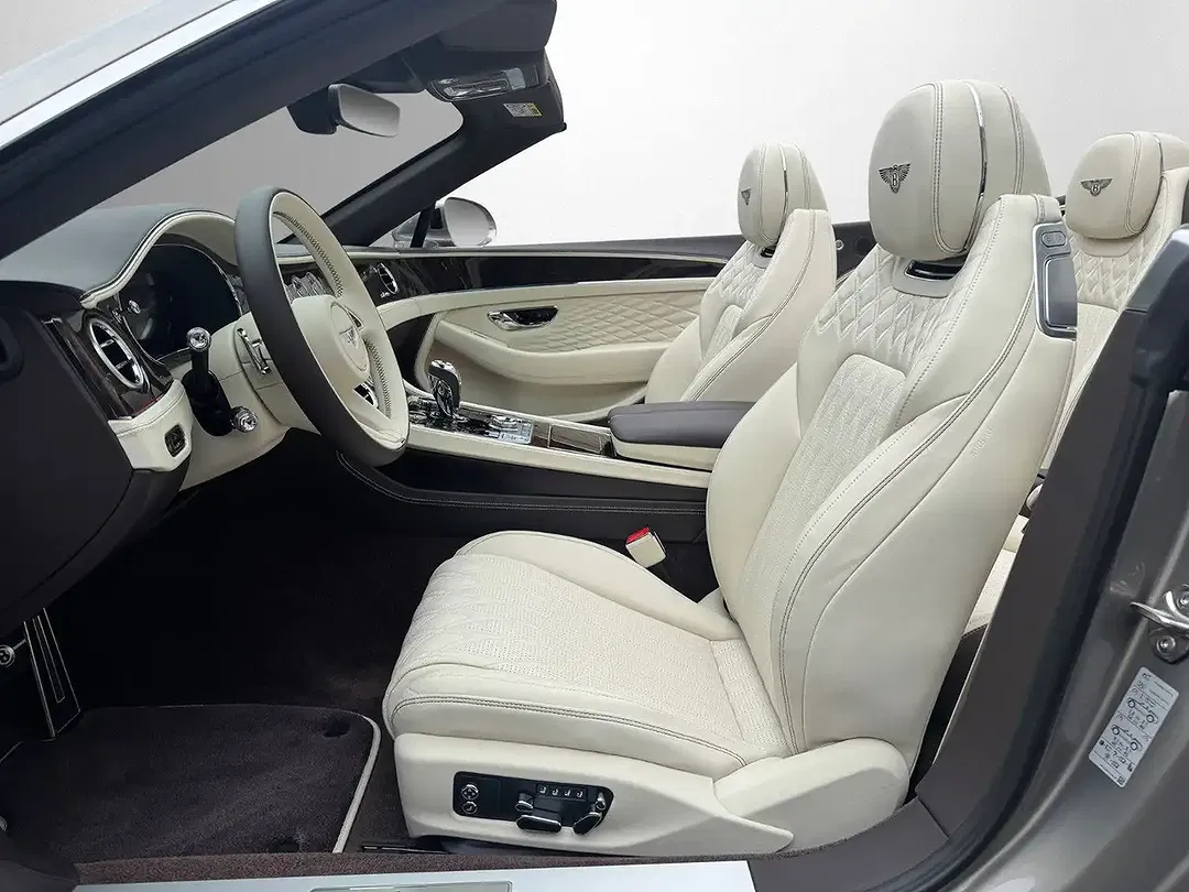 Bentley Continental GTC Azure - Thumbnail 12