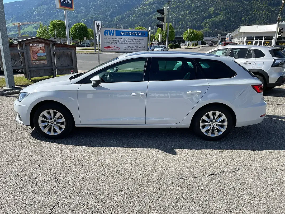 SEAT Leon Style - Thumbnail 3