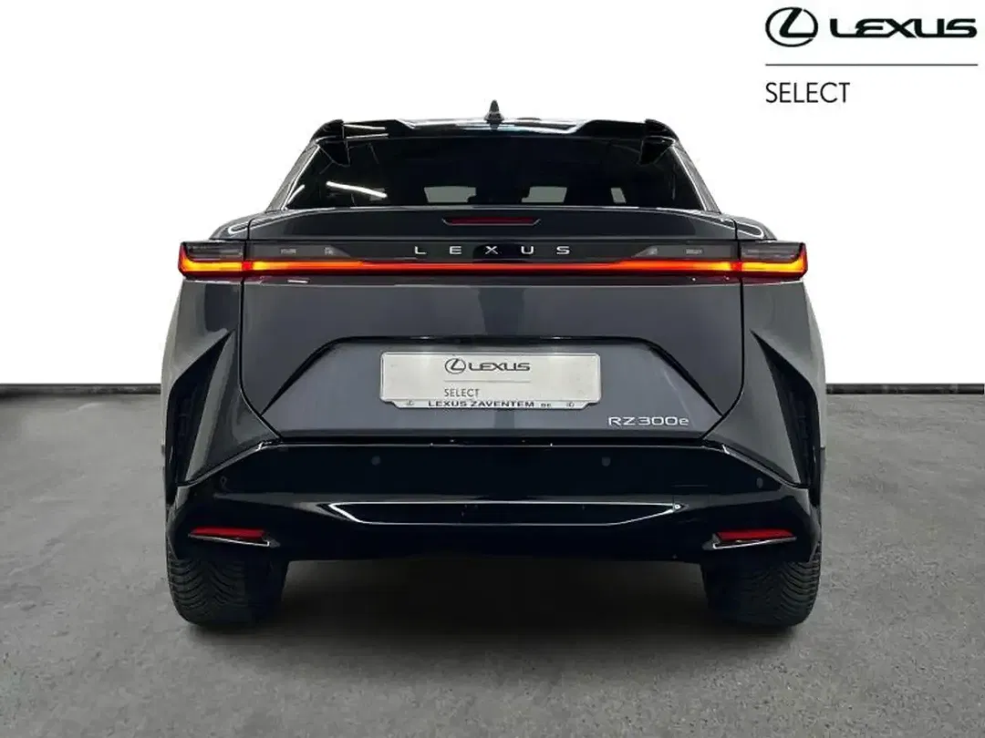 Lexus RZ - Thumbnail 4
