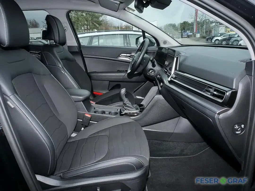 Kia Sportage 1.6 MHEV Vision Comfort - Thumbnail 4