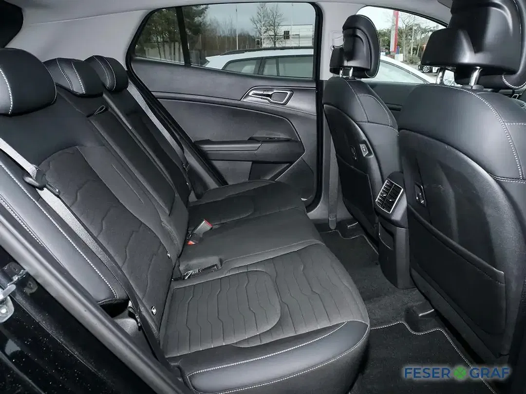 Kia Sportage 1.6 MHEV Vision Comfort - Thumbnail 5