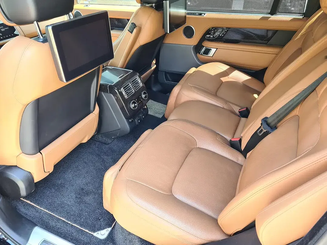 Land Rover Range Rover Hybrid Autobiography - Thumbnail 9