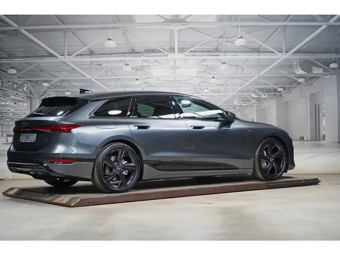 Audi A6 quattro Avant S line - Thumbnail 3