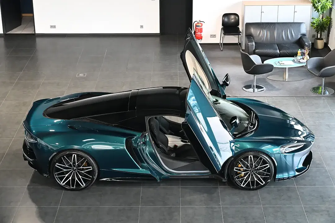 McLaren GT Premium - Thumbnail 13