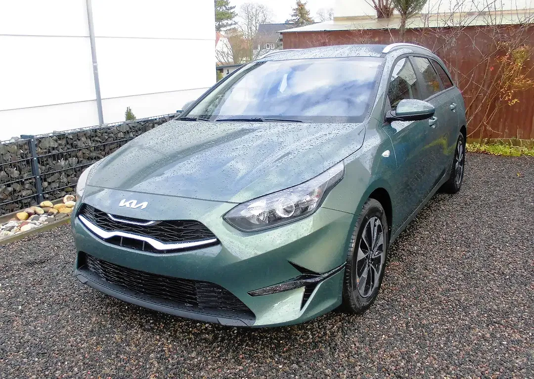 Kia Ceed SW / cee'd SW 1.5 DCT - foto 2