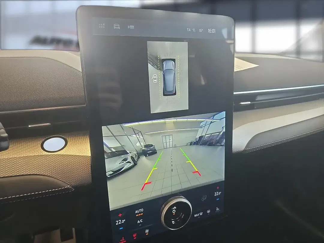 Ford Mustang - Thumbnail 14