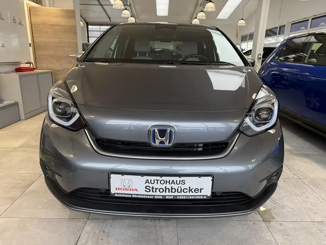 Honda Jazz 1.5 i-MMD Hybrid e-CVT Executive - Thumbnail 3