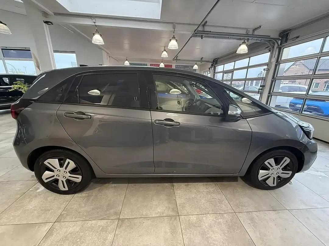 Honda Jazz 1.5 i-MMD Hybrid e-CVT Executive - Thumbnail 5