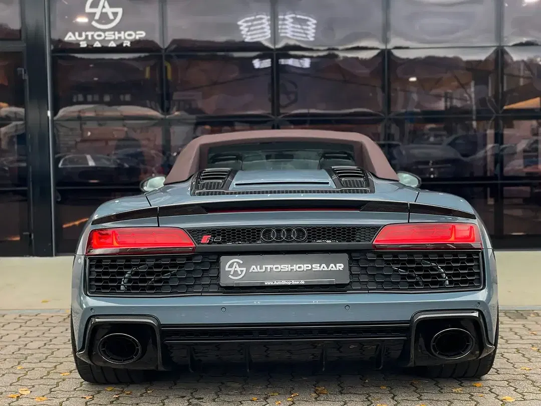 Audi R8 5.2 FSI quattro performance - foto 15