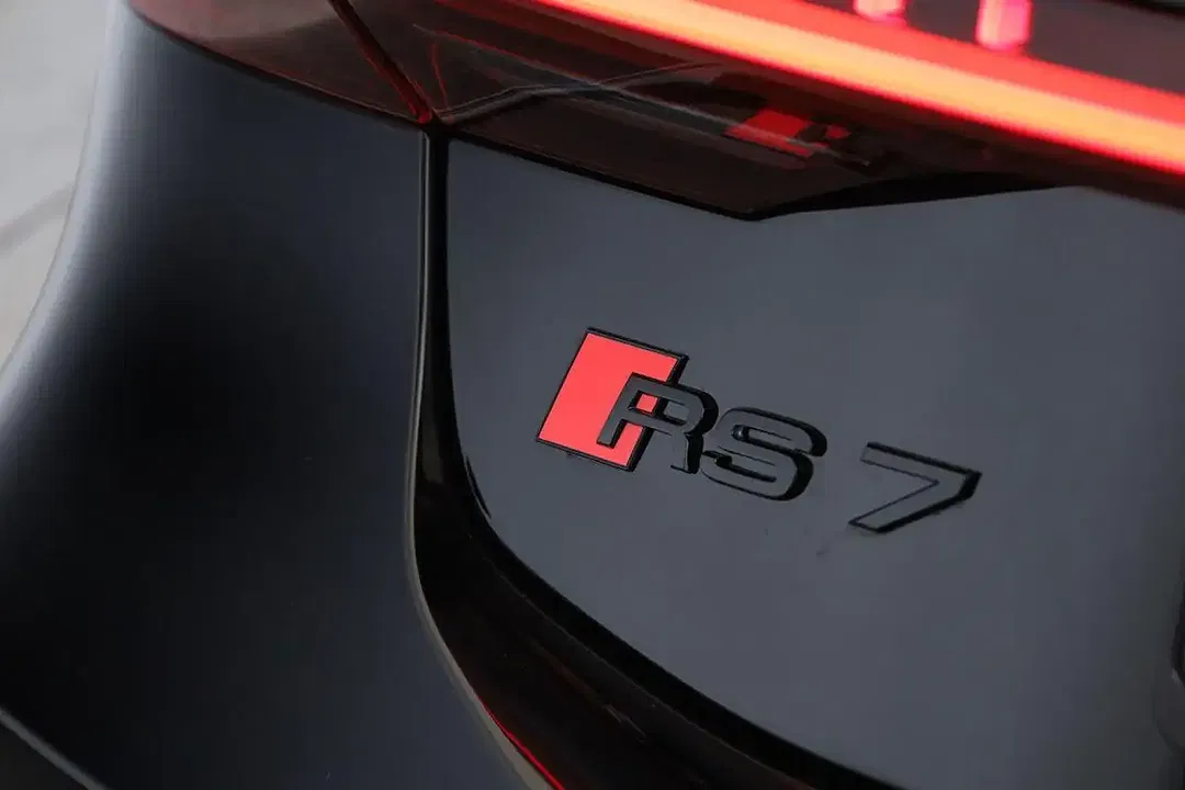 Audi RS7 performance RS Sportback - Thumbnail 13