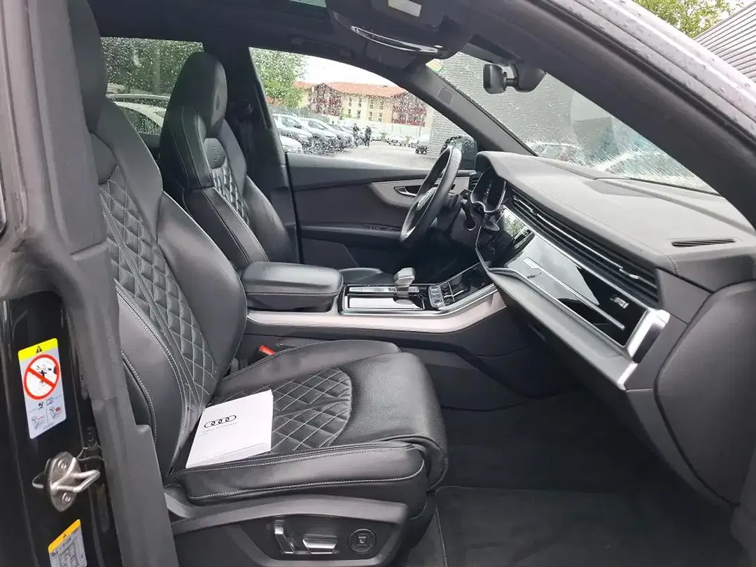 Audi Q8 S line - Thumbnail 7